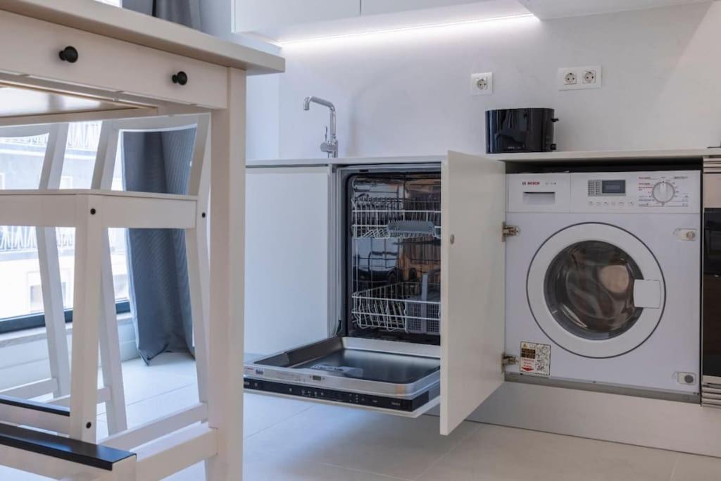 Campolide 2 Bedroom Delight By Innkeeper Lisboa Eksteriør bilde